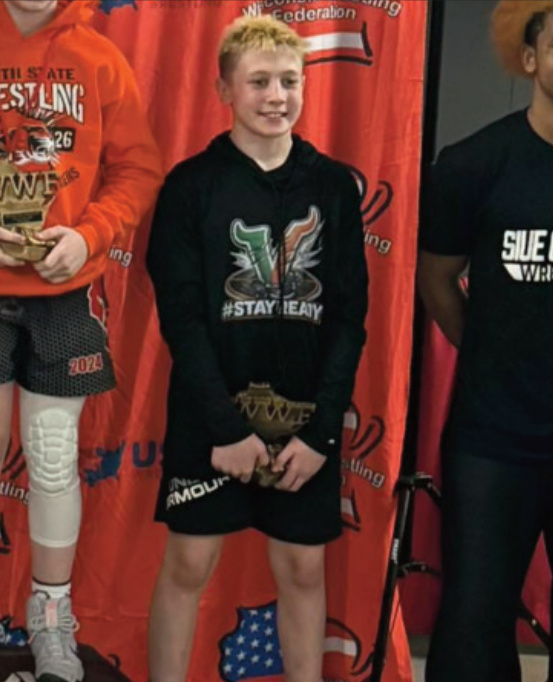 Brooks Halverson was a five-time state qualifier, fin- ishing sixth.